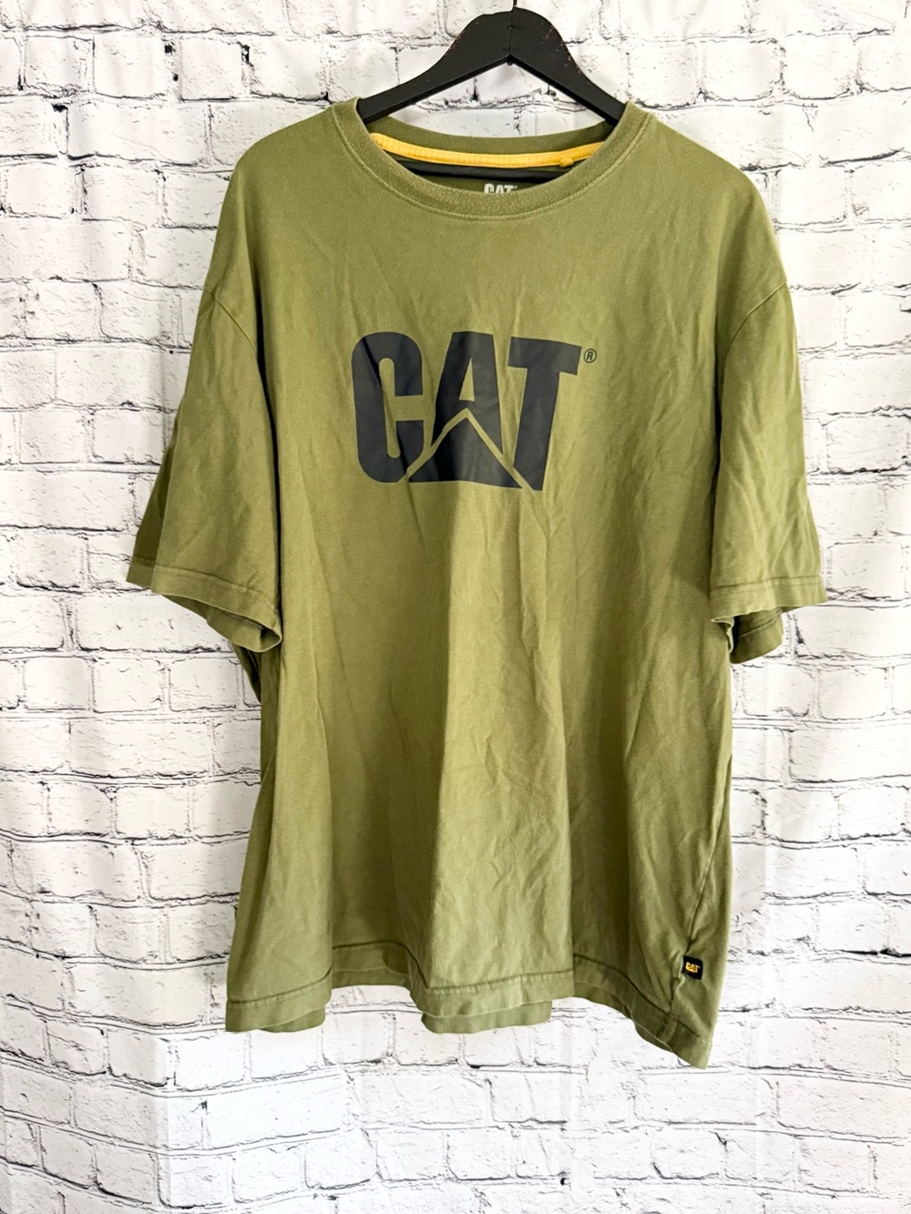 CATERPILLAR. graphic Tshirt. Size XXL